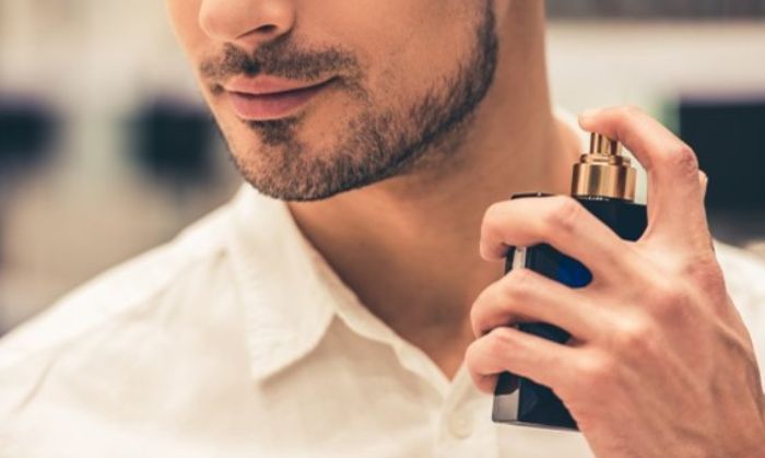 Ingin Membangkitkan Kepercayaan Diri dengan Parfum? Ininih Tips Memilih Aroma yang Pas!