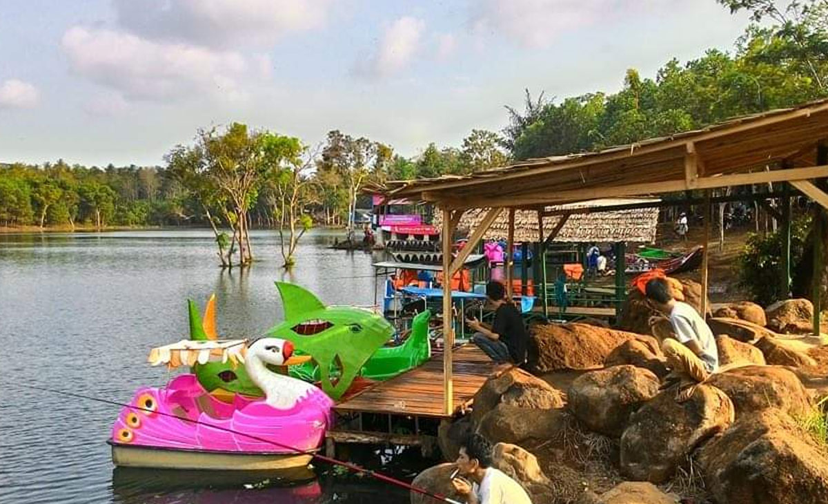 Danau Kemuning: Destinasi Wisata Tersembunyi di Palembang