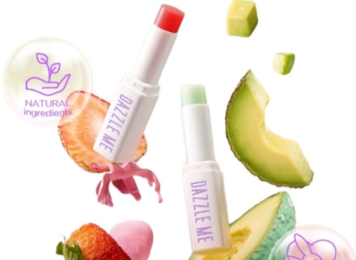 Dazzle Me Fruit Justice Lip Balm: Sensasi Segar dan Inovasi untuk Bibir Sehat