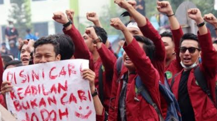 Mahasiswa Bersatu Kembali dalam Aksi, Apa yang Terjadi Kali Ini?