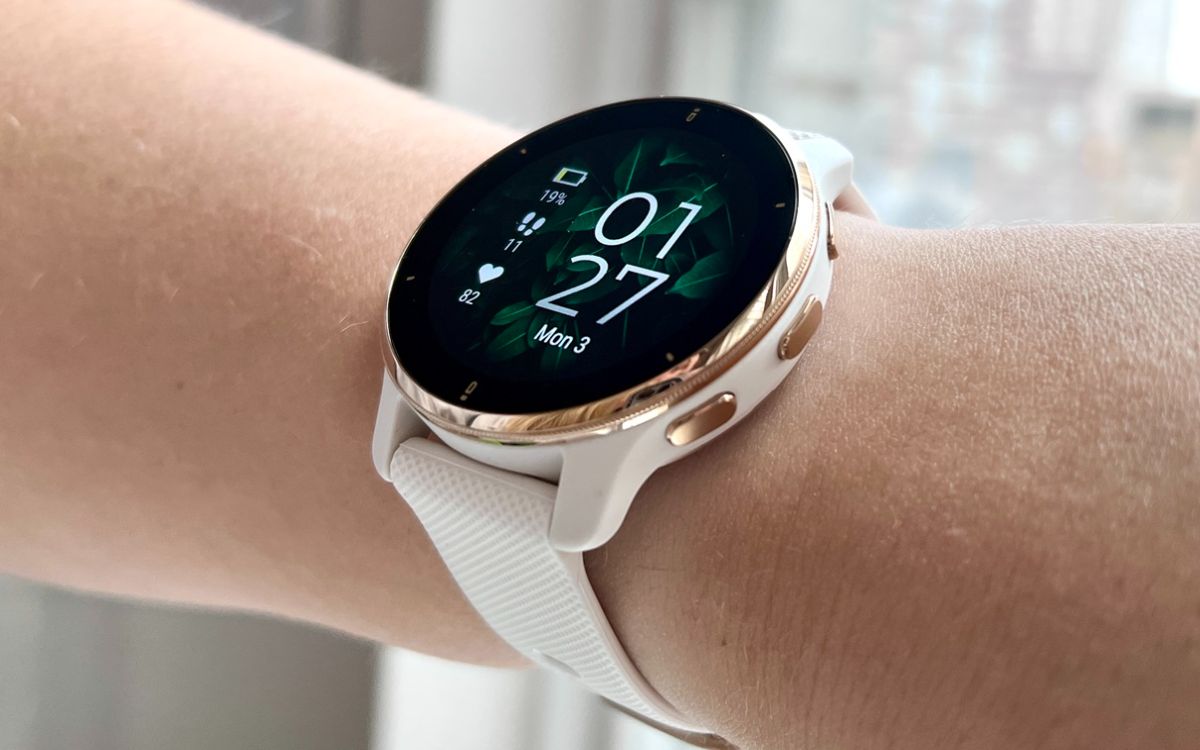 Wah! Garmin Lily dan Vivomove: Jam Tangan Pintar Elegan untuk Wanita Karier Modern!