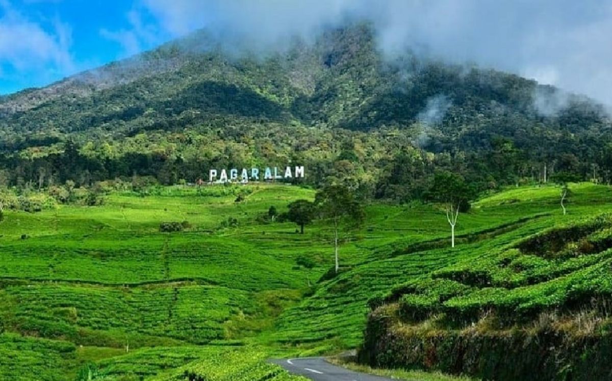 Rekomendasi Itinerary 3 Hari Menjelajahi 10 Destinasi Wisata Sumsel: Liburan Panjang Mei 2025 Lebih Seru!