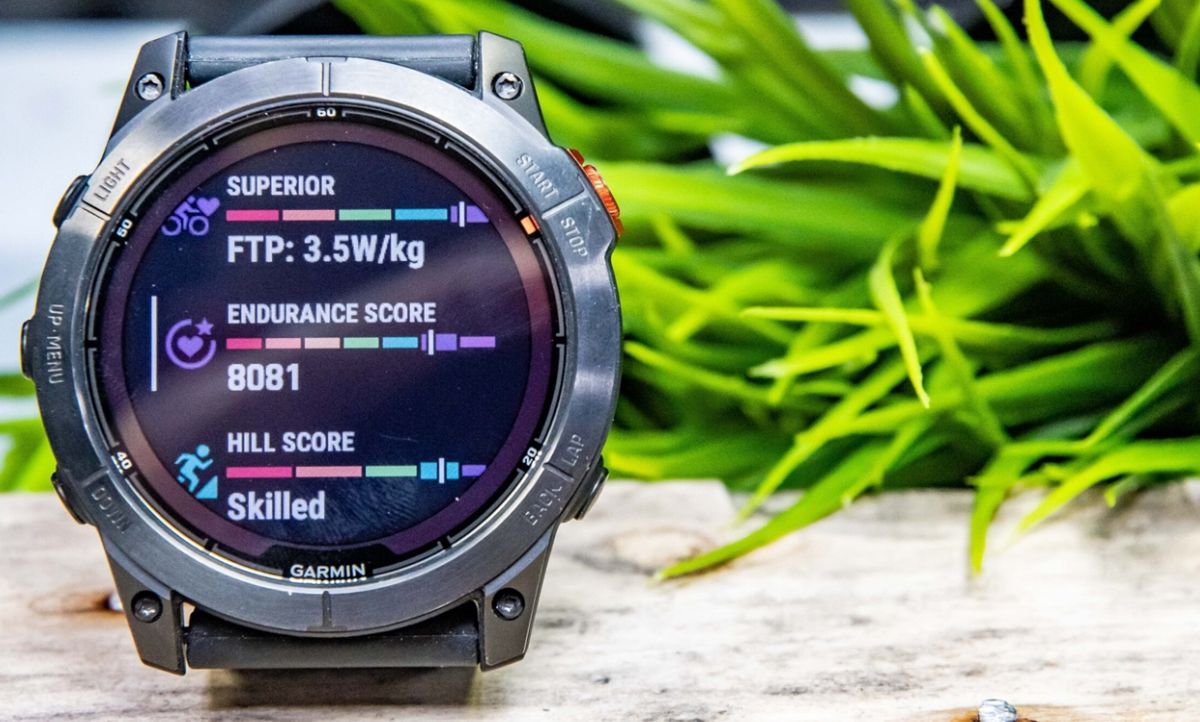 Wow! Garmin Fenix 7X Pro Solar: Rajanya Smartwatch Petualangan Alam, Si Tangguh Penjelajah Ekstrem!