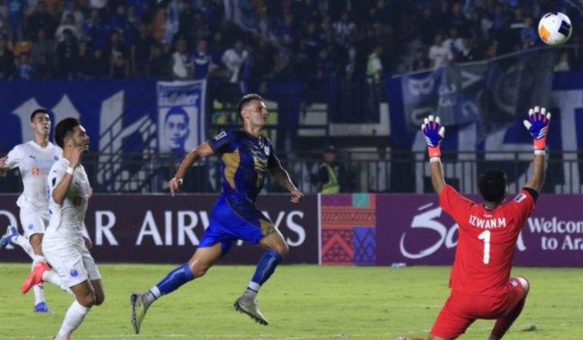 Inilah Persib Bandung di Bulan November: Tiga Laga Penentu di Liga 1 dan AFC Champions League 2!