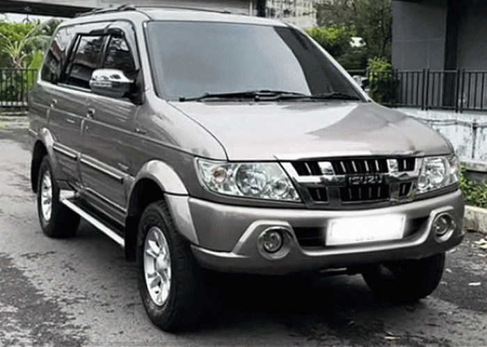 Langka dan Nyaris Baru! Isuzu Panther Grand Touring Manual 2012 Kilometer Rendah, Harga Bikin Kaget