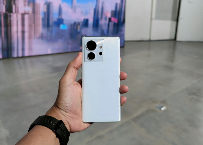 Infinix ZERO Ultra Guncang Pasar! Kamera 200 MP Setara iPhone 16 Pro Max di Harga Rp4 Jutaan