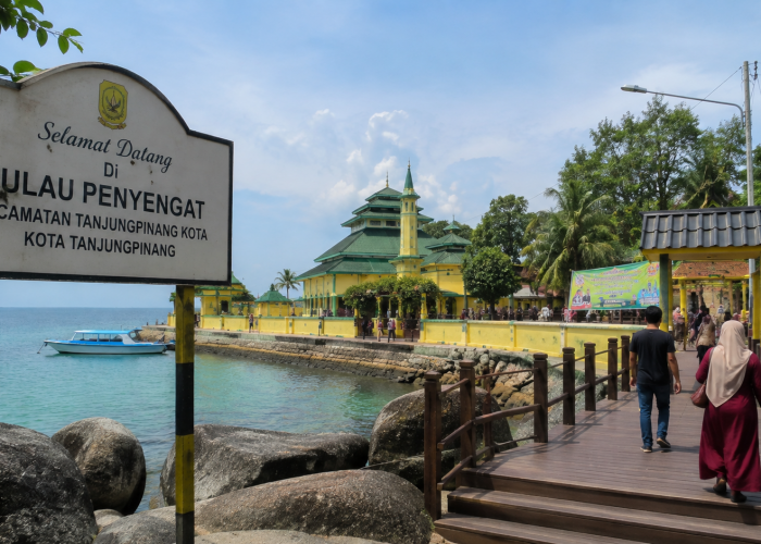 Paket Wisata 4 Hari 3 Malam Dongkrak Popularitas Pulau Penyengat