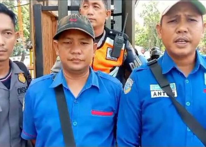 Permintaan Maaf Tukang Parkir di Pasar 16 Ilir Palembang Setelah Video Ribut Tarif Parkir Viral!