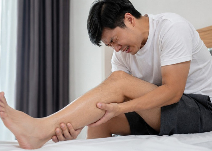 Keram Kaki Saat Tidur? Kenali Penyebab dan Solusi Efektifnya