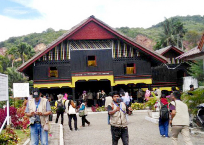 Melangkah Lorong Waktu Menuju Museum Rumah Cut Nyak Dhien, Wisata Sejarah Memikat di Aceh