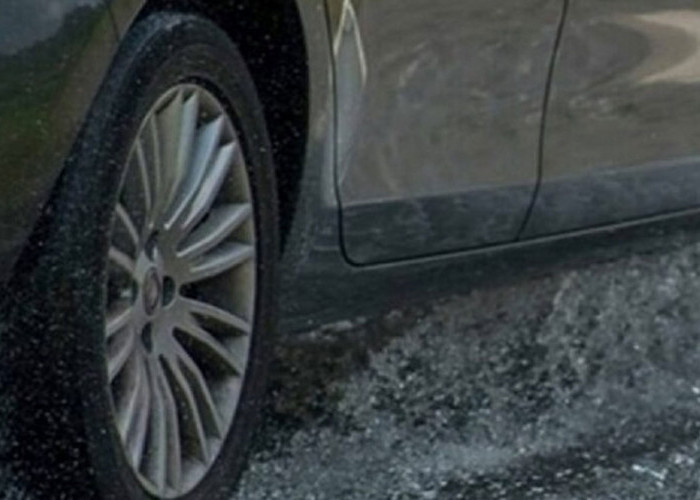 Hati-hati! Ini Dampak Buruk Jika Ban Mobil Dibiarkan Kotor Setelah Kehujanan