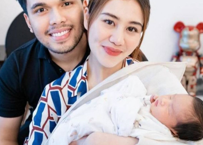 Persiapan Thariq dan Aaliyah Menyambut Baby Boy: Dari Nama hingga Kamar Bayi!