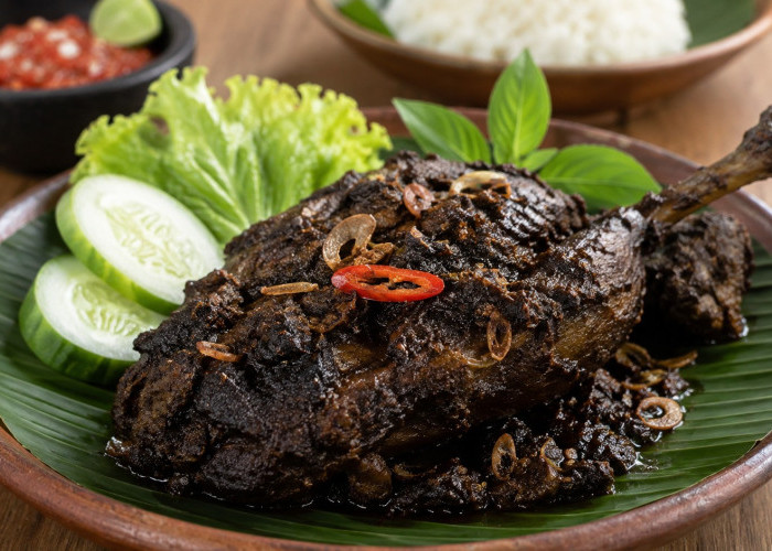 Resep Bebek Madura Bumbu Hitam, Gurih Pedas dan Dagingnya Empuk