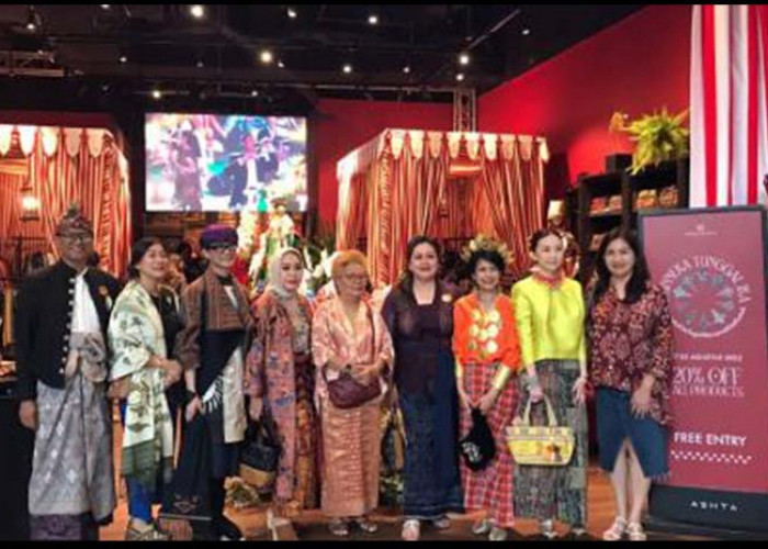 Warna-warni Kain Indonesia Timur di Panggung WBI, dari Tenun NTT hingga Baju Bodo Sulawesi