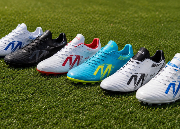 Cari Sepatu Bola Lokal? Ini Rekomendasi Seri Mills Beserta Harganya