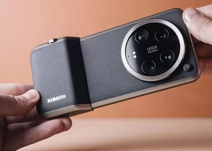 Xiaomi 15 Ultra: Smartphone Canggih dengan Kamera Leica dan Performa Super