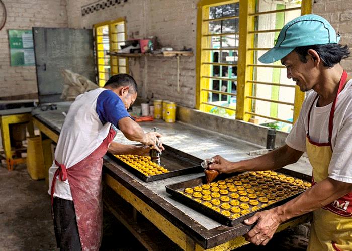 Dari Dapur Sederhana ke Banjir Order! Kisah UMKM Perempuan Sukses Berkat Dukungan BRI