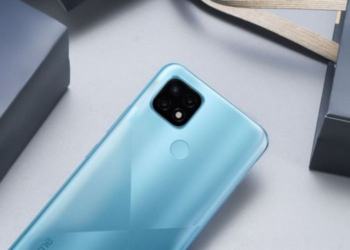 Mari Menaklukkan Lanskap dengan Lensa 119 Derajat: Realme C15 Bukan Sembarangan!