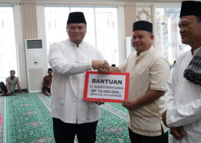 Momentum Ramadhan! Pemerintah Banyuasin Salurkan Bantuan ke Masjid dan Kaum Duafa