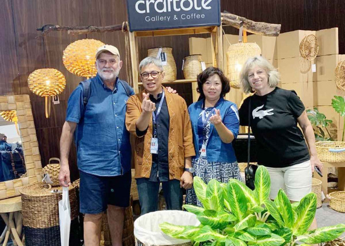 Lewat Program Pemberdayaan BRI, Couplepreneur Sukses Bawa Kerajinan “Craftote” Tembus Pasar Asia dan Amerika