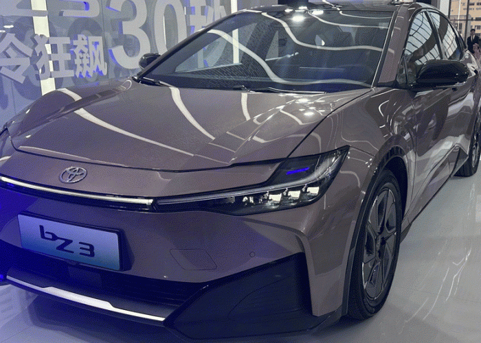 Toyota bZ3 Gegerkan Pasar China: Sedan Listrik 600 Km Dijual Rp200 Jutaan, Kapan Indonesia Bisa Merasakan?
