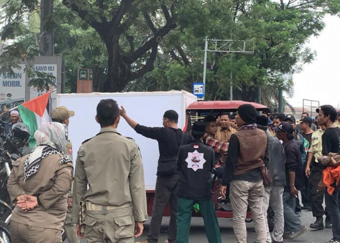 Rusuh! Satpam Copot Bendera Palestina Punya Pemotor di Bekasi, Reaksi Polisi Langsung...