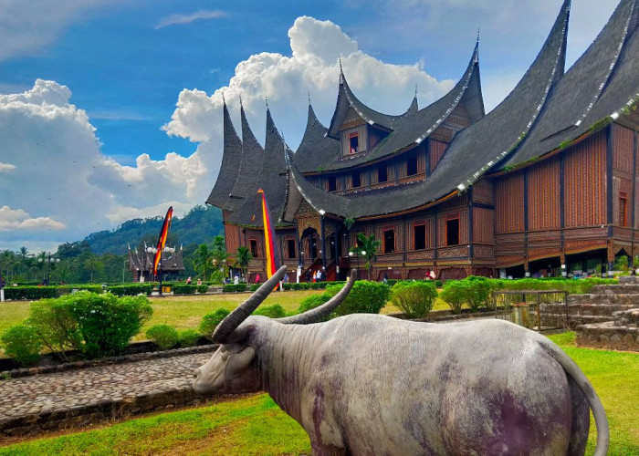 Istana Pagaruyung, Jejak Sejarah Minang yang Terus Bersinar di Sumatera Barat Hingga Sekarang