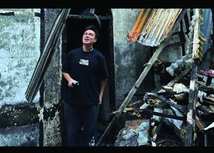 Rumah Tetangga Kebakaran, Baim Wong Segera Beraksi untuk Membantu