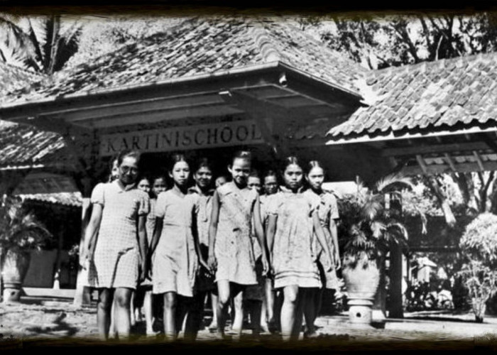 Pendidikan bagi Perempuan di Jawa pada Awal Abad ke-19: Sebuah Kajian Mendalam