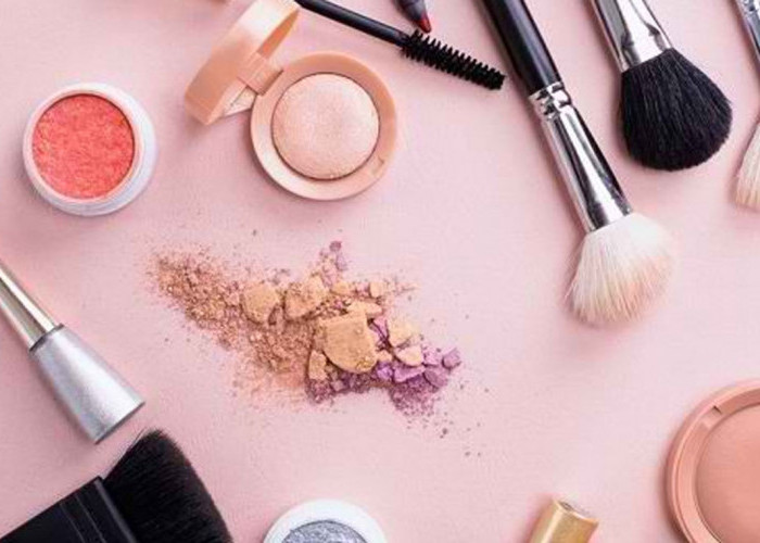 Cegah Risiko Produk Kosmetik dengan Rumus KLIK: Panduan BPOM untuk Konsumen
