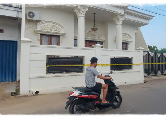 Polisi Pasangi Garis Polisi di Rumah Mewah Antoni, Otak Pembunuhan Sadis Anton Eka Saputra