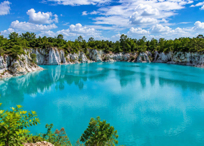 Danau Biru Palembang, Surga Tersembunyi dengan Panorama yang Memikat Hati