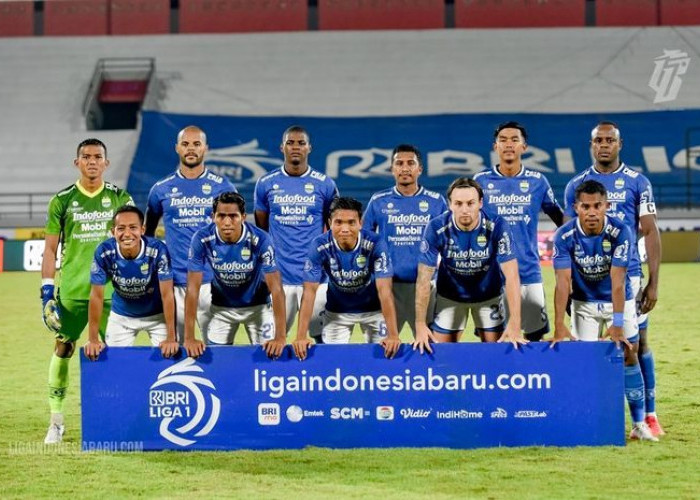 Persib Bandung Berjuang Tanpa Pelatih Menghadapi PSM Makassar