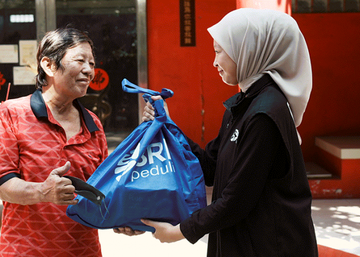 BRI Peduli Salurkan 1.000 Paket Sembako untuk Umat Buddha pada Hari Raya Waisak 2026