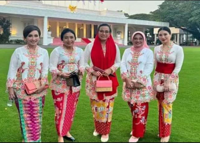 Angela Tanoesoedibjo Memaknai Kebaya Sebagai Simbol Wanita Tangguh dan Bersahaja 