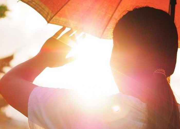 Tips Keren Biar Tetap Cool di Bawah Sinar Matahari: Hindari Dehidrasi dengan Strategi Ampuh!