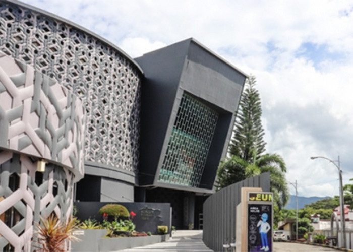 Wisata di Museum Tsunami Aceh: Spot Foto, Edukasi, Simulasi Modern dan 'Space of Fear' yang Menarik