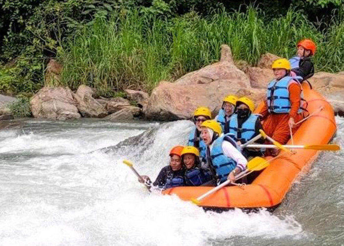 Arung Jeram Sungai Manna: Tantangan Seru di Tanjungsakti yang Menguji Adrenalin