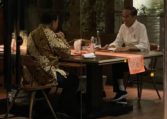 Prabowo-Jokowi Makan Bersama di Tengah Isu Keberpihakan Pilpres.