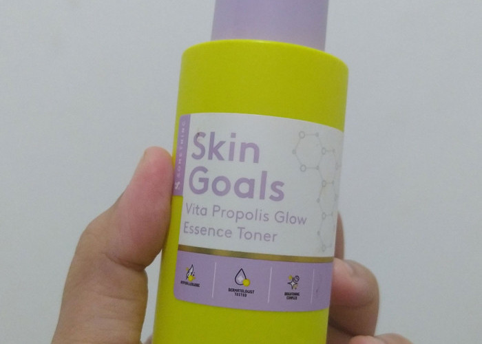 SOMETHINC Skin Goals Vita Propolis Glow Essence Toner: Rahasia Kulit Segar dan Bercahaya