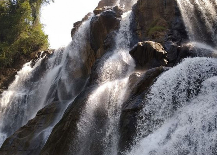 Air Terjun Karang Dalam: Keindahan Tersembunyi yang Eksotis di Sumatera Selatan