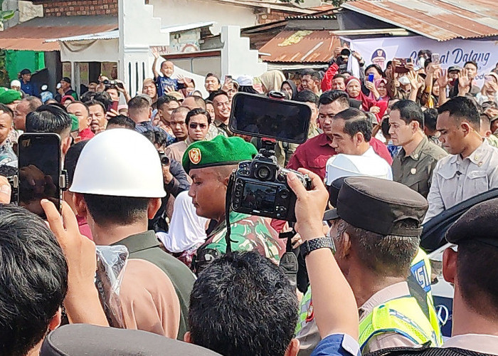 Wow! Kunker RI 1 Jokowi di Sambut Antusias Warga Palembang, Berikut Pernyataan Penting Terkait Program Sumsel!