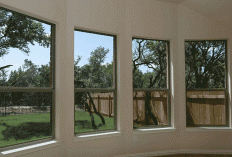 Ganti Jendela, Tagihan Listrik Bisa Turun! Ini Cara Jendela Baru Bikin Rumah Lebih Hemat Energi