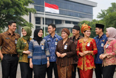 Batik hingga Tenun Wajib Kamis: Aturan Seragam ASN Berlaku untuk PNS dan PPPK Paruh Waktu